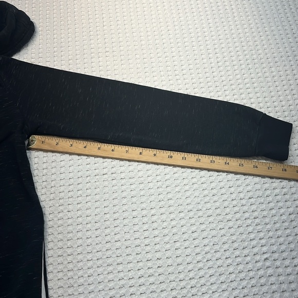 Adidas Hoodie Women’s Small Black Graphic Print Flip-Up Front Pouch Pre Owned - Picture 11 of 11